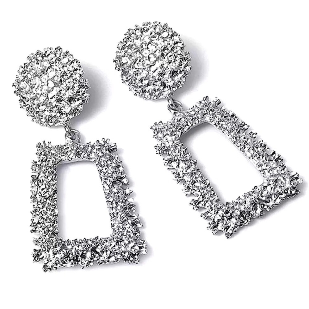 🔴𝟭𝟬/$𝟮𝟱🔴Large Quad Textured Earrings NEW - Picture 5 of 8